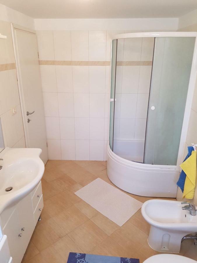Apartment Barba Liznjan Bagian luar foto